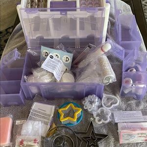 Wilton ultimate decorating cake tool set and caddy organizer